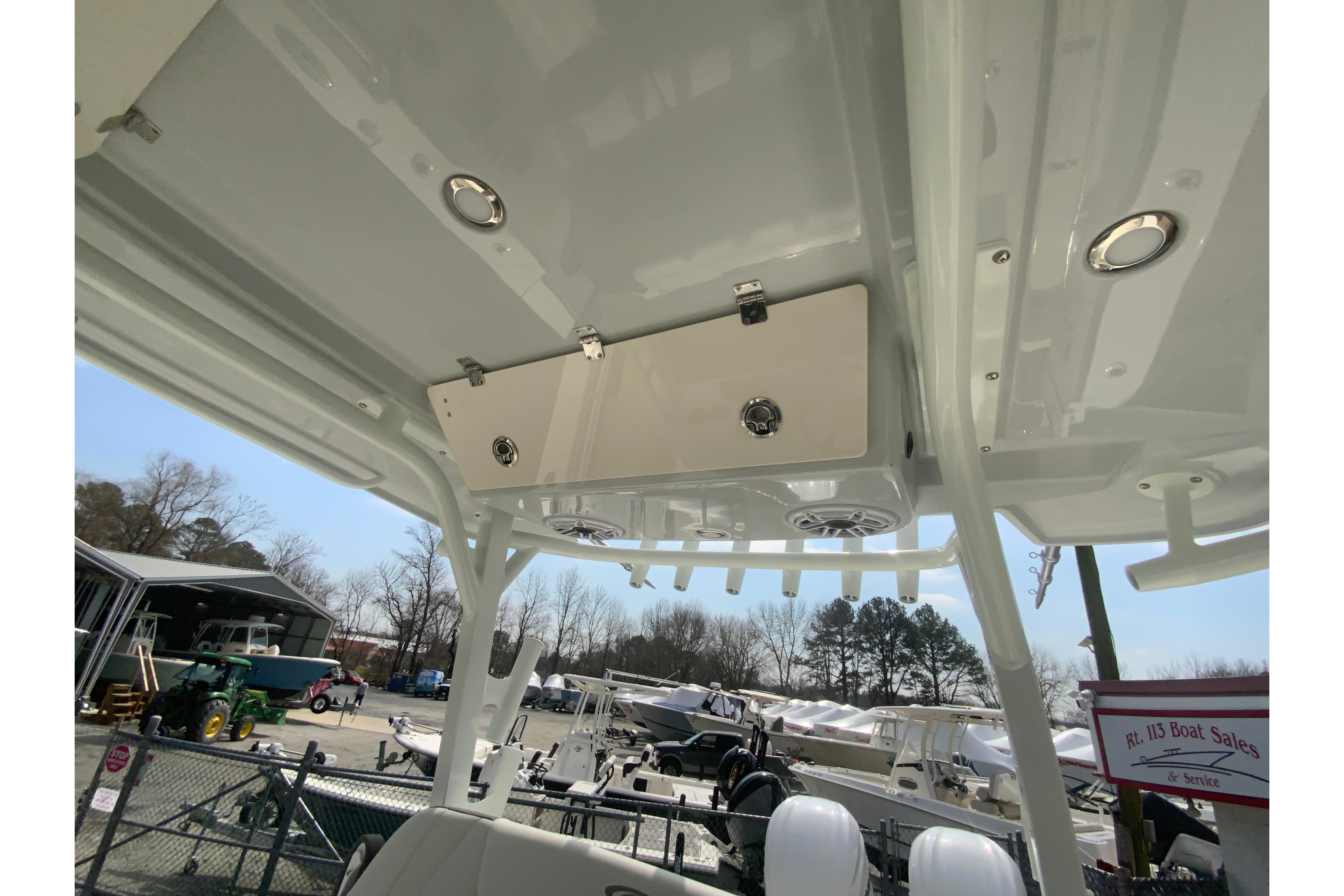 2026 Cobia 305 Center Console-27