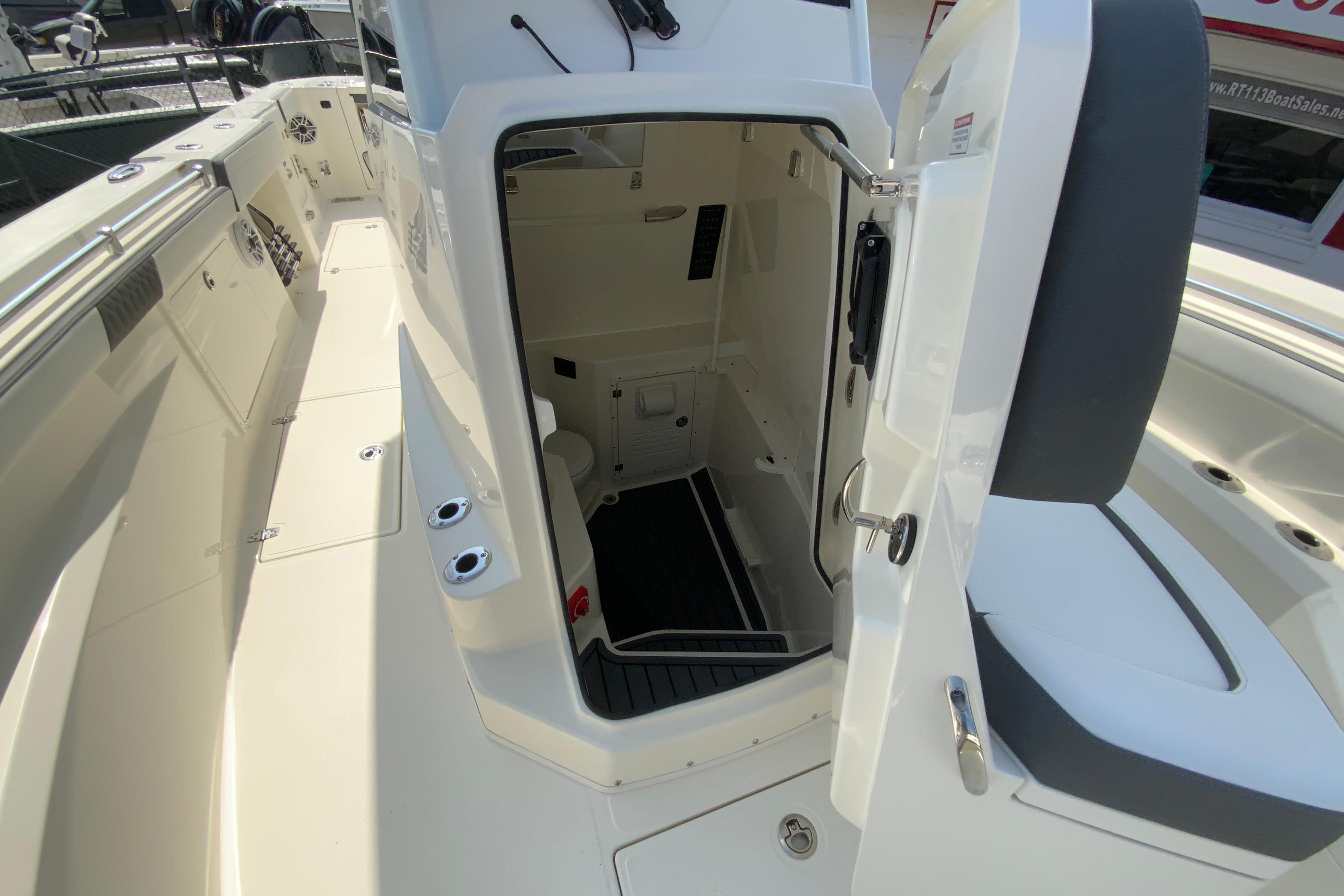 2026 Cobia 305 Center Console-38