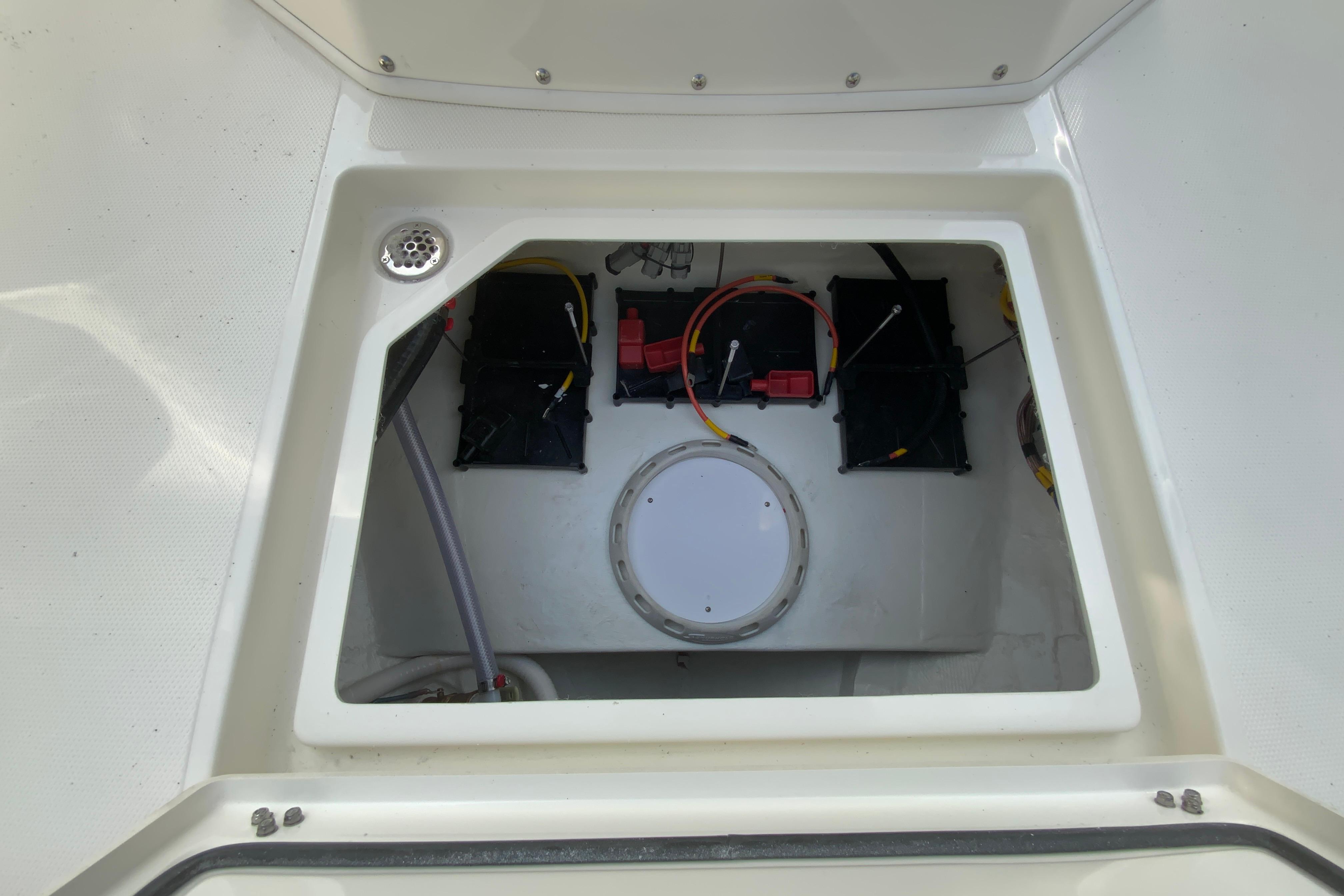 2026 Cobia 305 Center Console-42