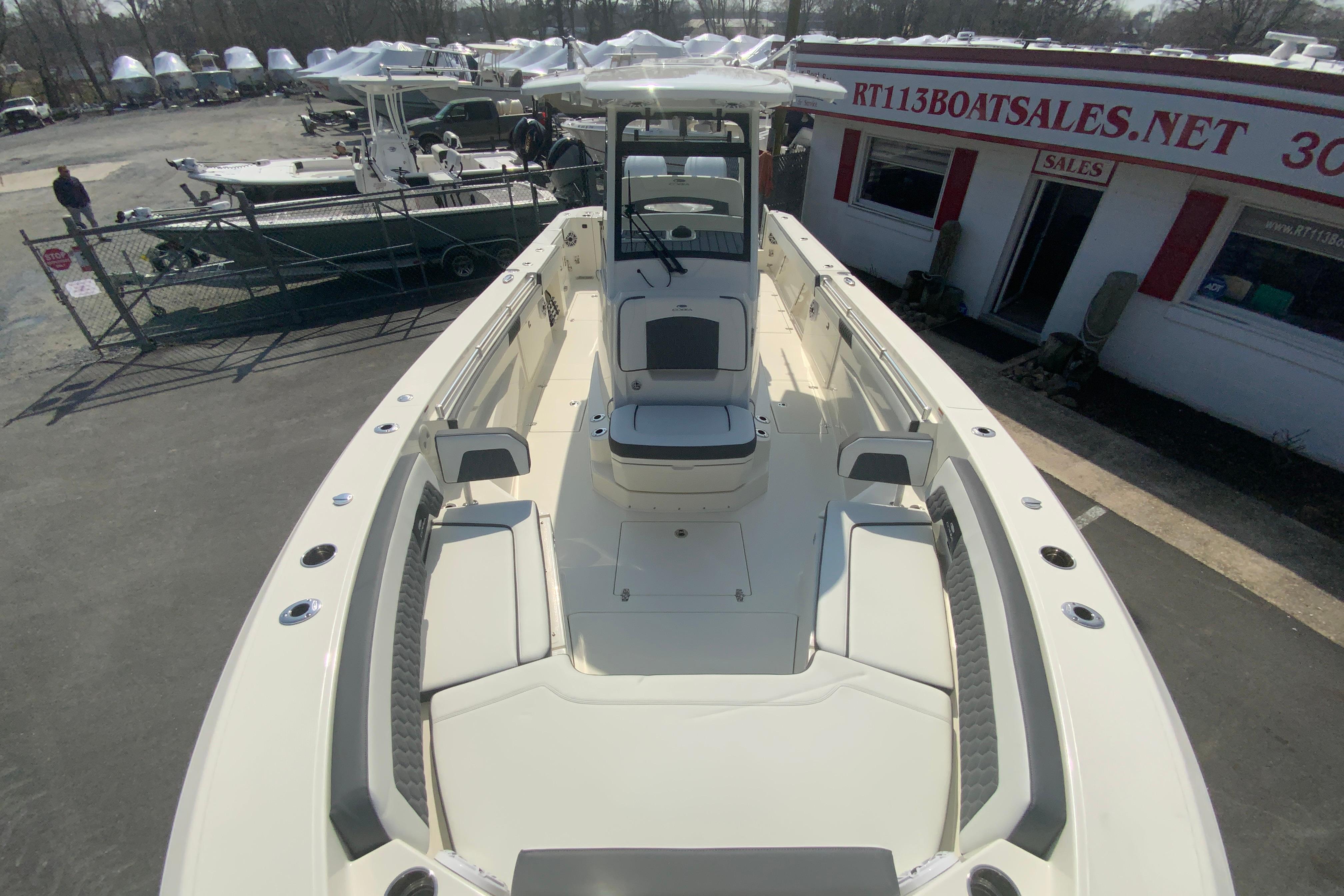 2026 Cobia 305 Center Console-35