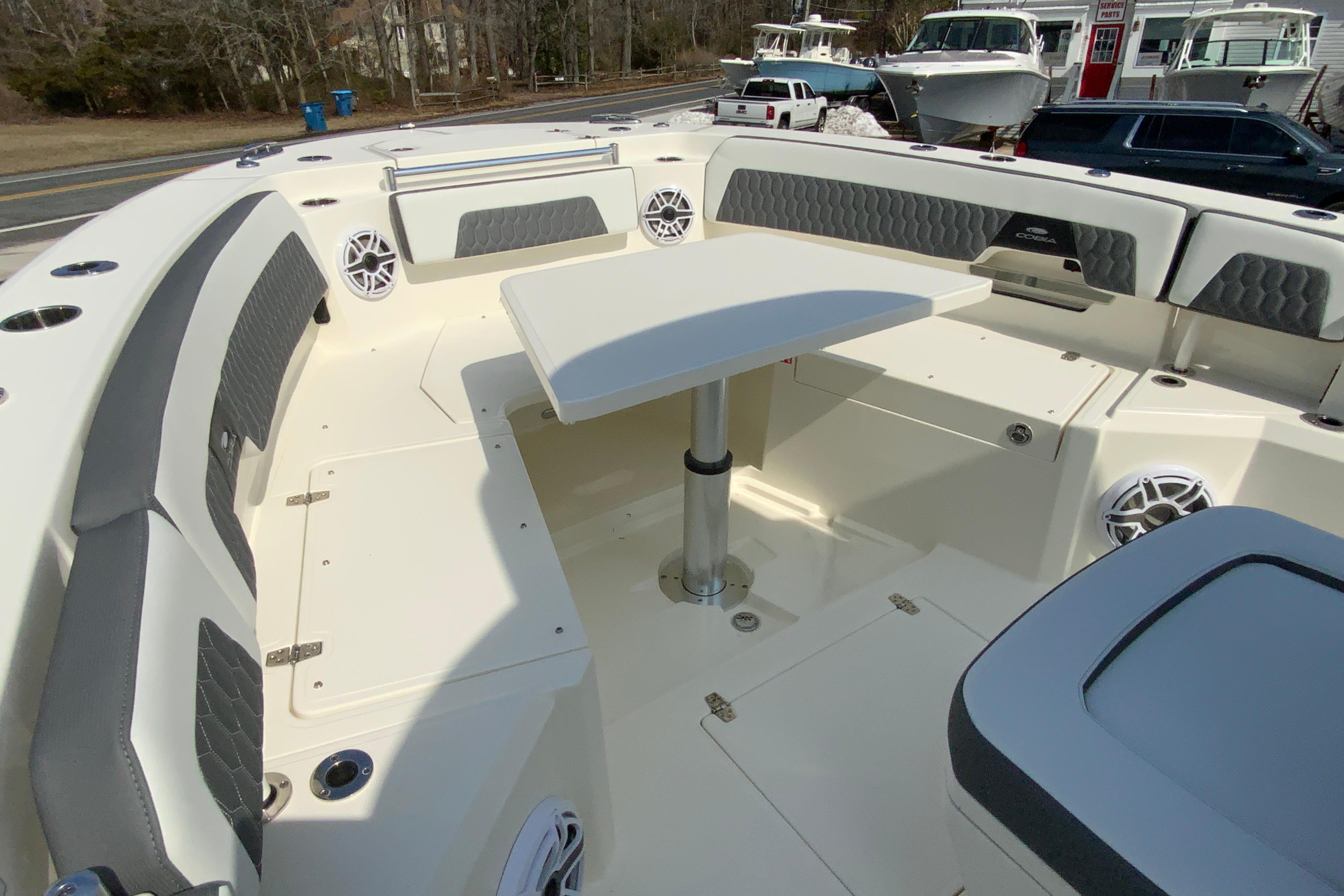 2026 Cobia 305 Center Console-40