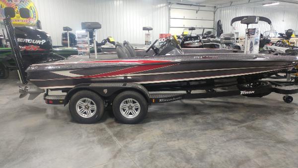 2018 Triton boat for sale, model of the boat is 20 TRX & Image # 1 of 9