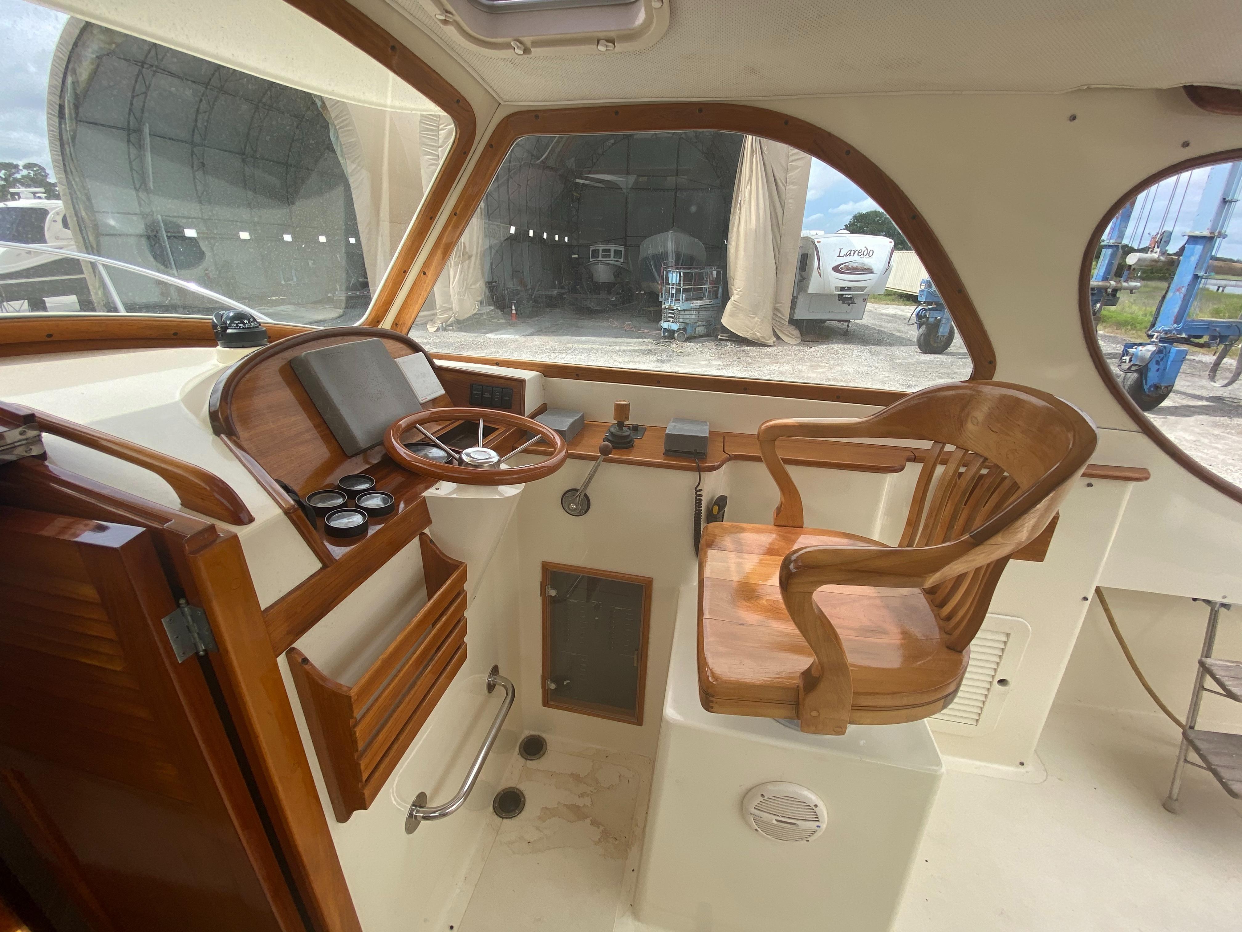 avocet touring 1