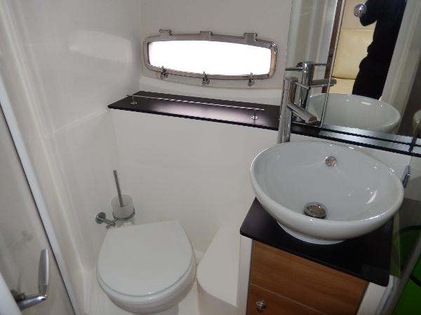 2012 Sealine SC35