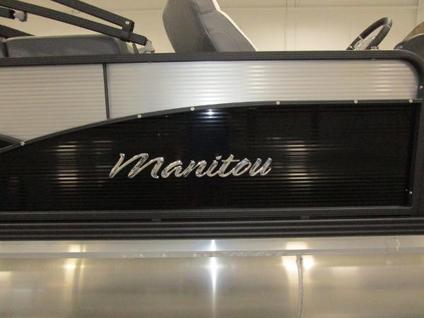 2021 Manitou boat for sale, model of the boat is RF 23 Aurora LE VP & Image # 6 of 37