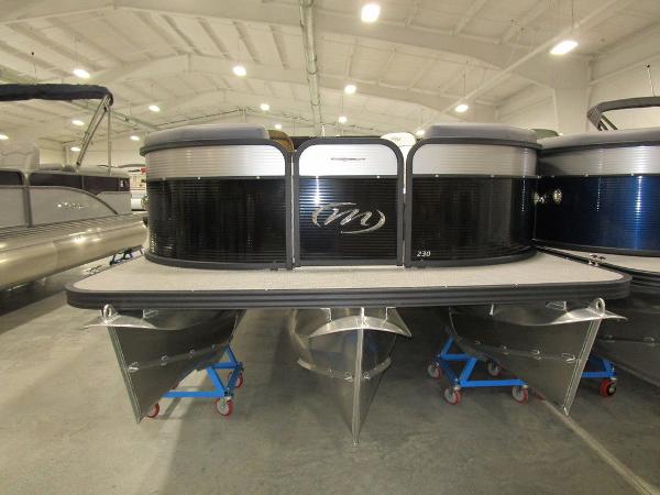 2021 Manitou boat for sale, model of the boat is RF 23 Aurora LE VP & Image # 10 of 37