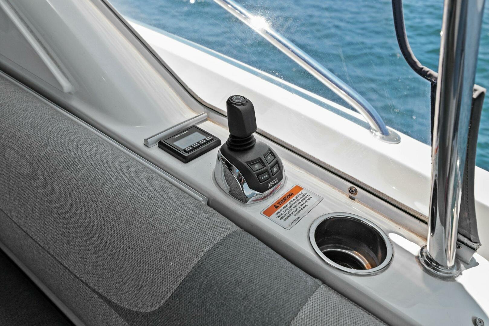 2021-riviera-5400-sport-yacht-power-9790683-20250521130939979-1_XLARGE