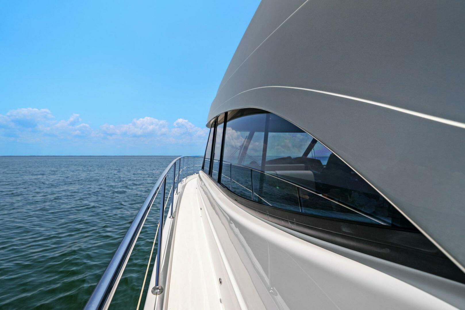 2021-riviera-5400-sport-yacht-power-9790683-20250521131756703-1_XLARGE