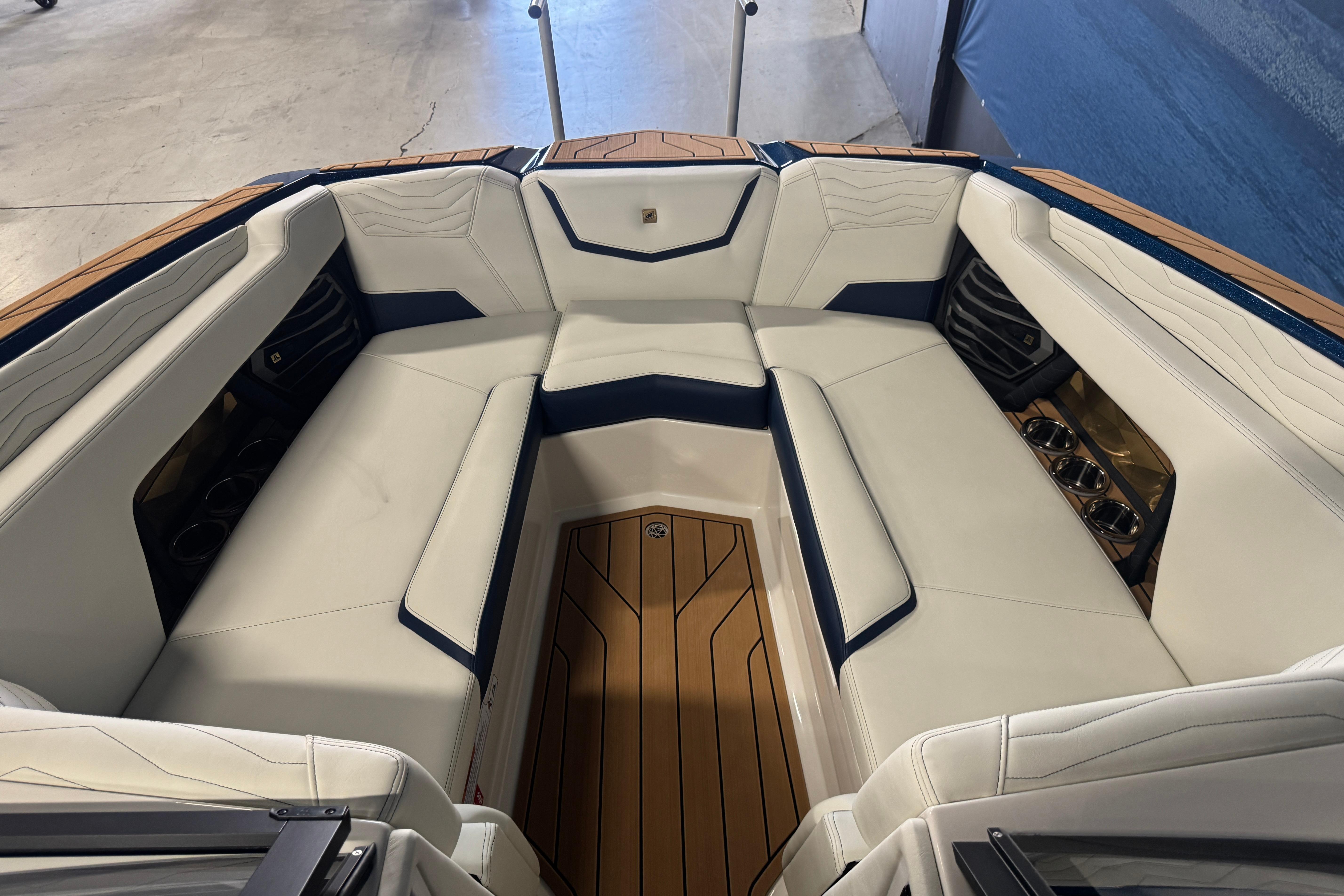 2026 Nautique Super Air Nautique G25 #N5086J inventory image at Sun Country Marine Group, Irvine