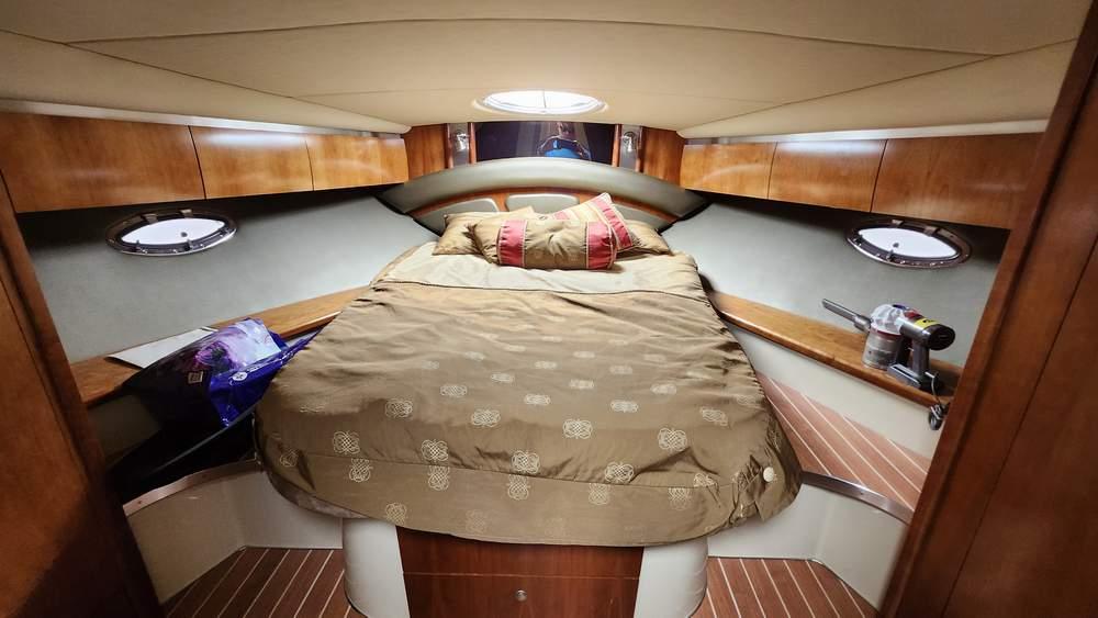 2008-cruisers-yachts-420-express-power-9500690-20240809105205059-1_XLARGE
