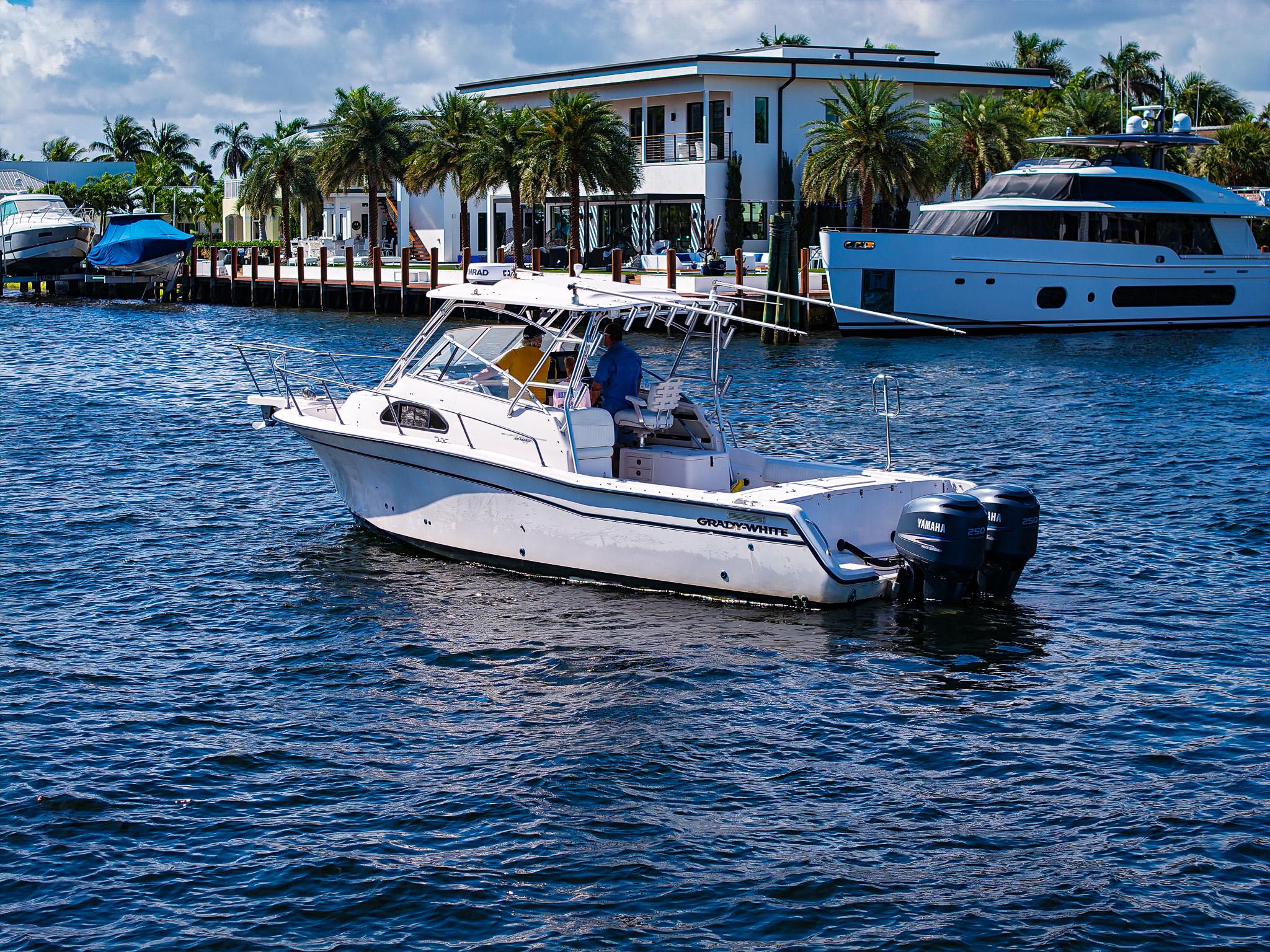 2005-grady-white-marlin-300-power-9640691-20250219115544339-1_XLARGE