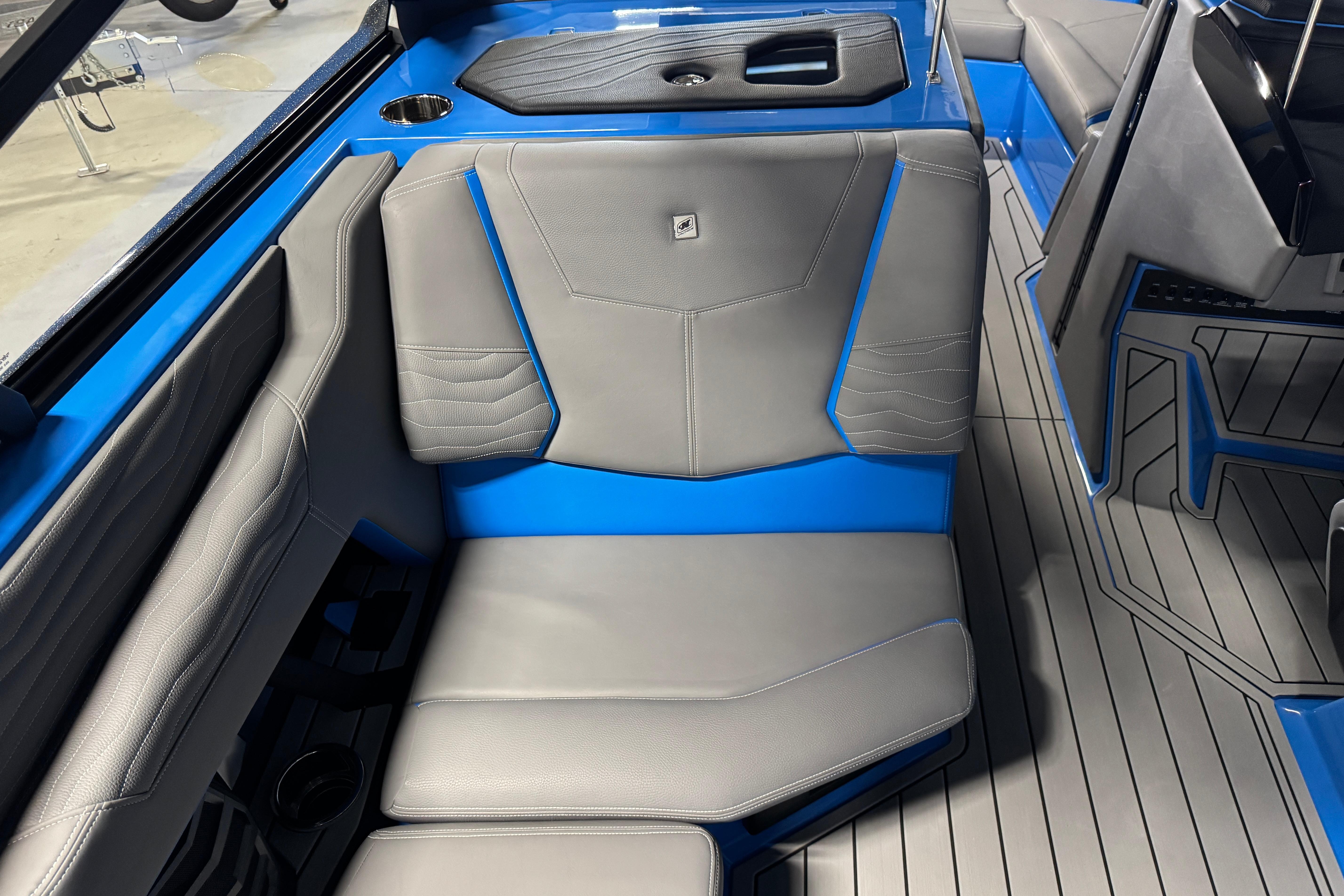 2026 Nautique Super Air Nautique G25 #N5066I inventory image at Sun Country Marine Group, Irvine