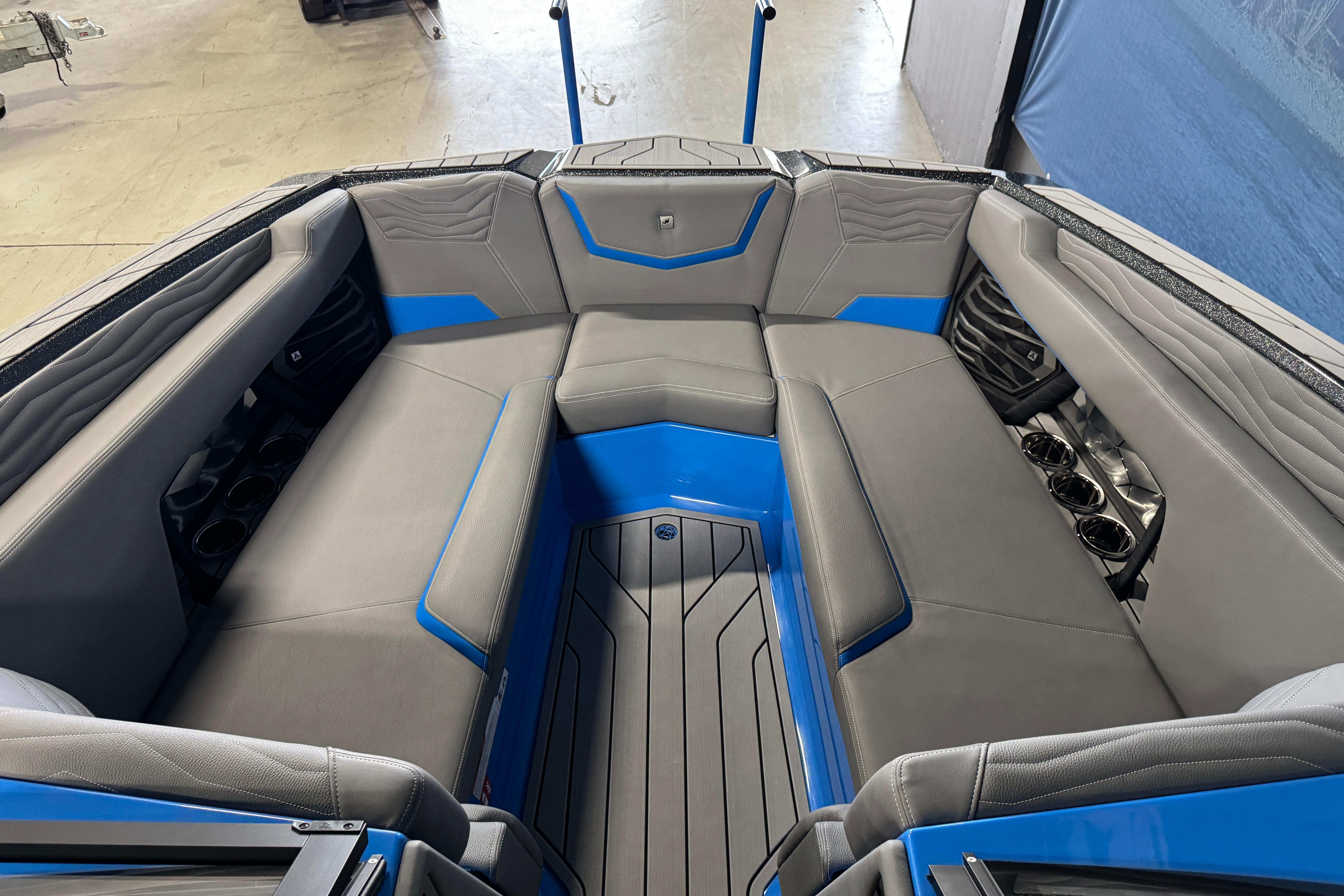 2026 Nautique Super Air Nautique G25 #N5066I inventory image at Sun Country Marine Group, Irvine