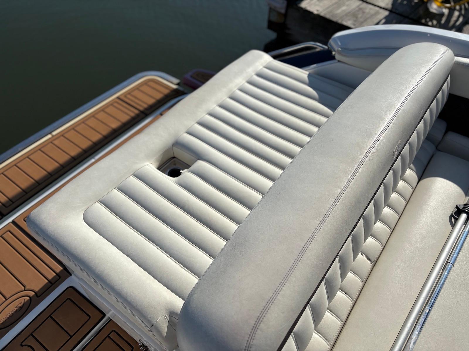 NY 10180 RL Knot 10 Yacht Sales