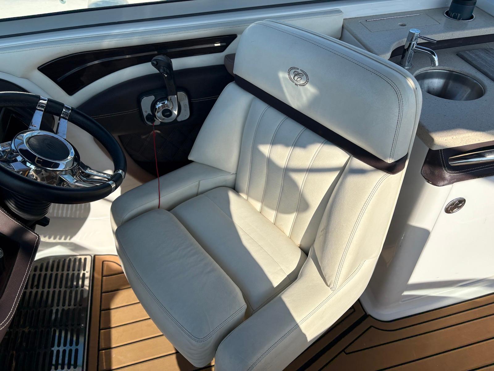 NY 10180 RL Knot 10 Yacht Sales