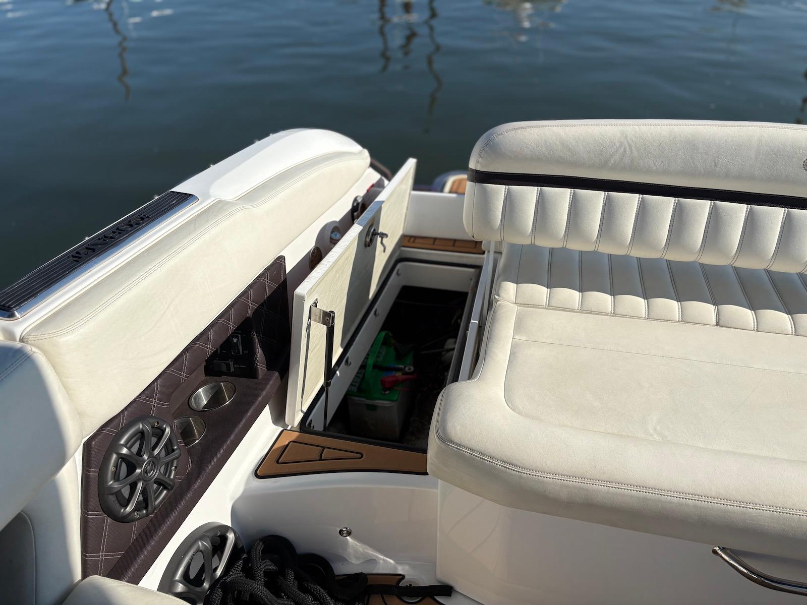 NY 10180 RL Knot 10 Yacht Sales