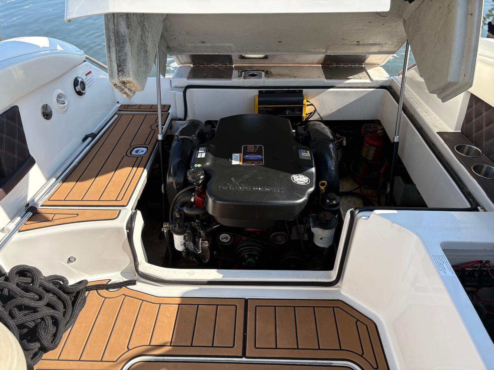NY 10180 RL Knot 10 Yacht Sales