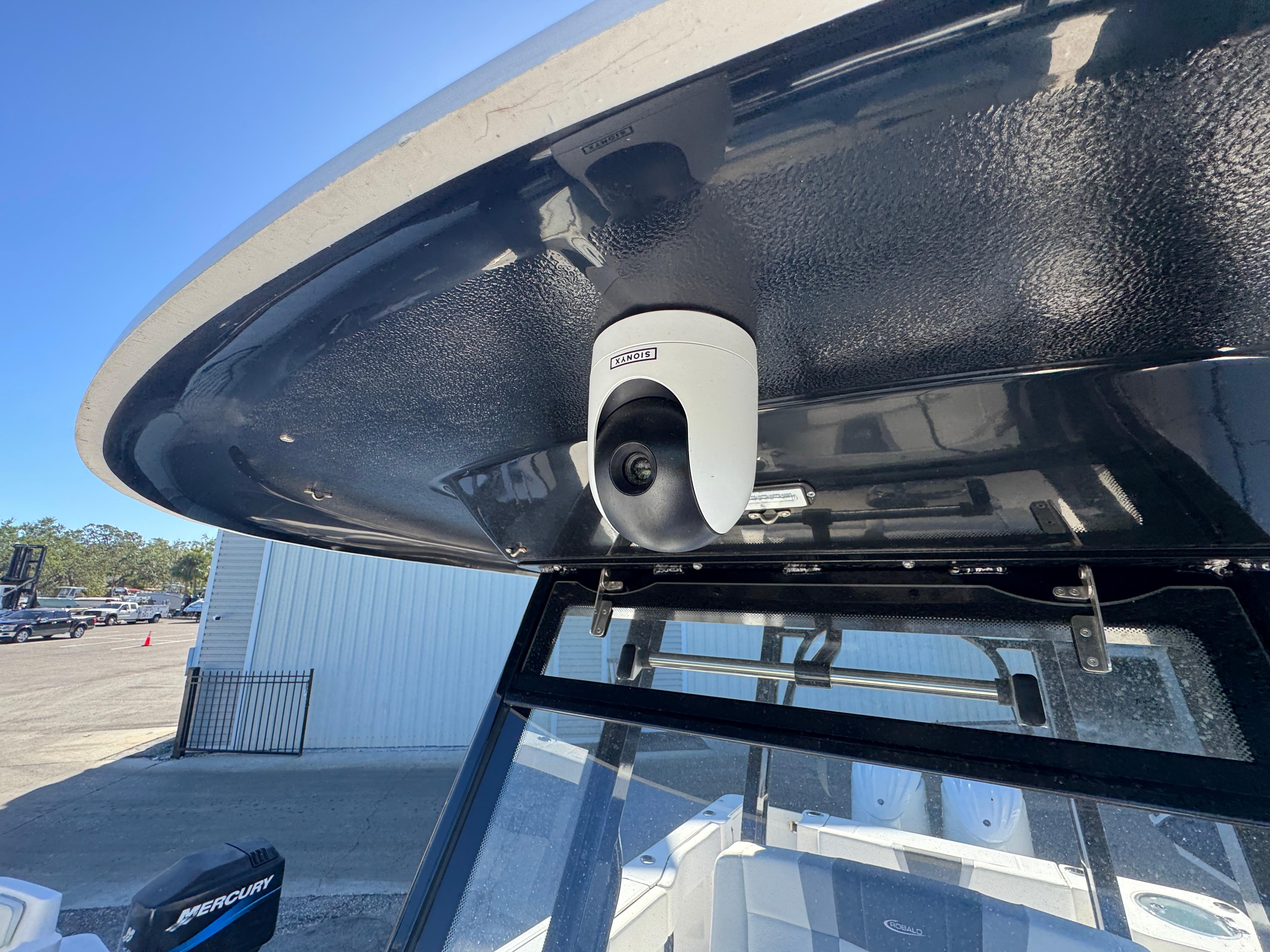 2023-robalo-r270-center-console-power-9636001-971810154-0-131220241400-40