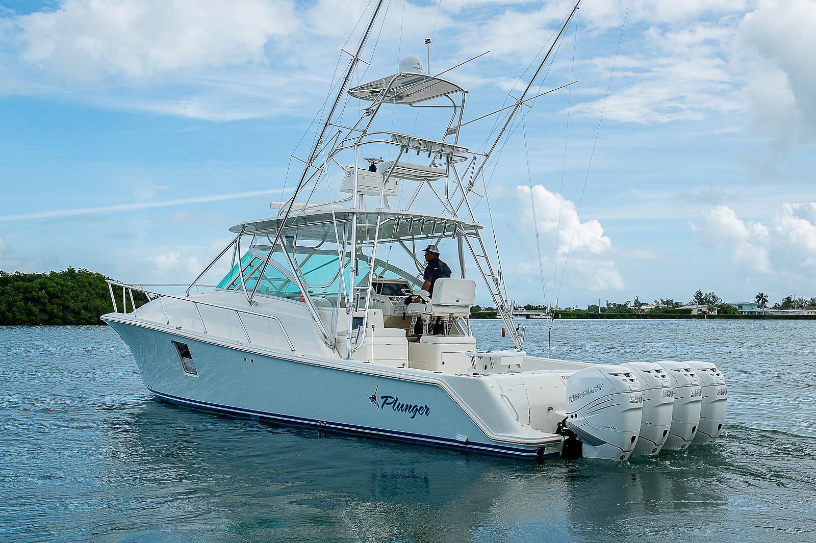 Plunger Yacht For Sale 43 Seavee Yachts Key Colony Beach Fl Denison Yacht Sales