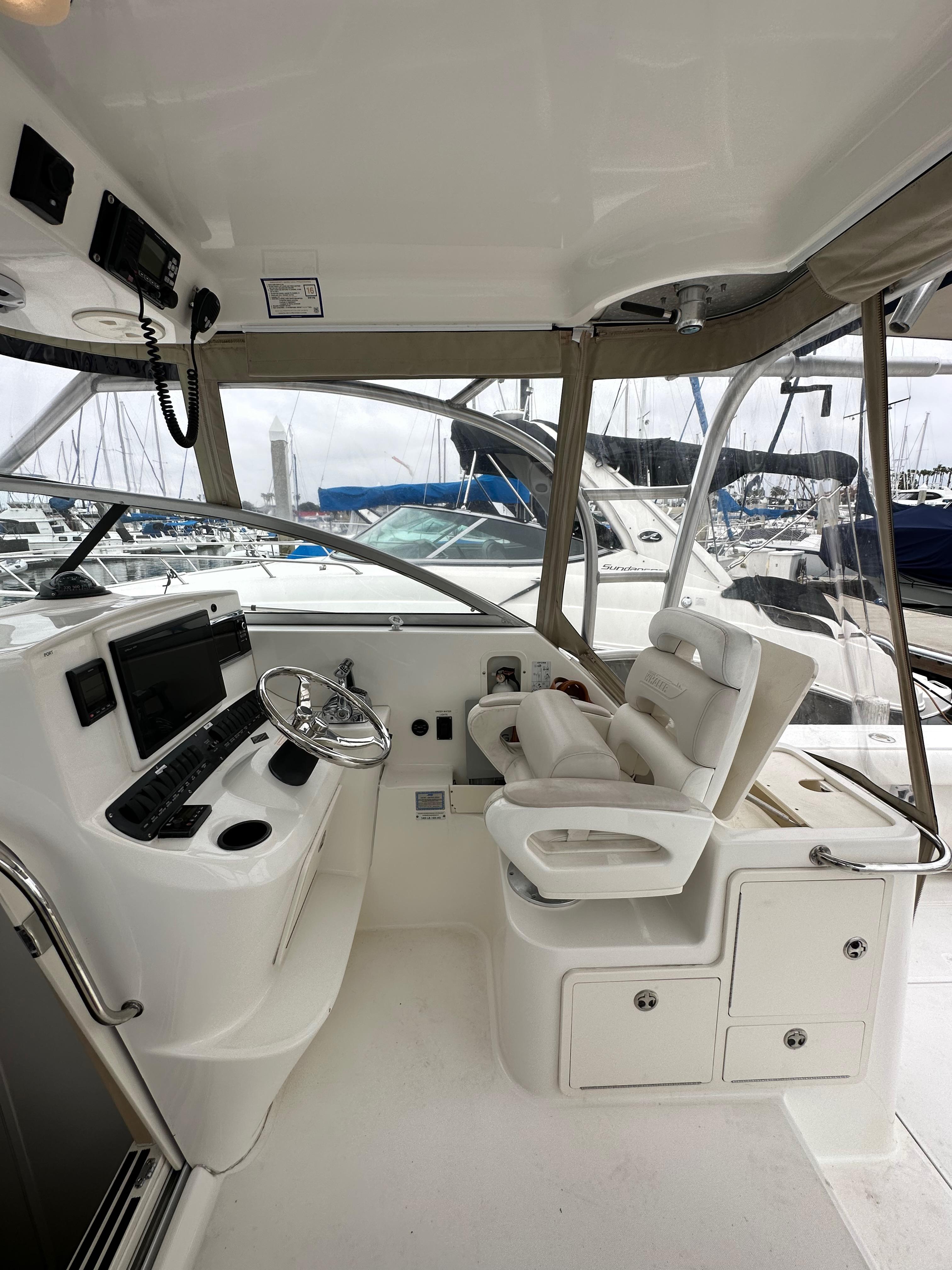 Image [42] of 2005 Boston Whaler 305 Conquest