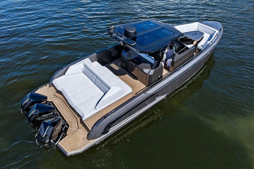 Boat image 14