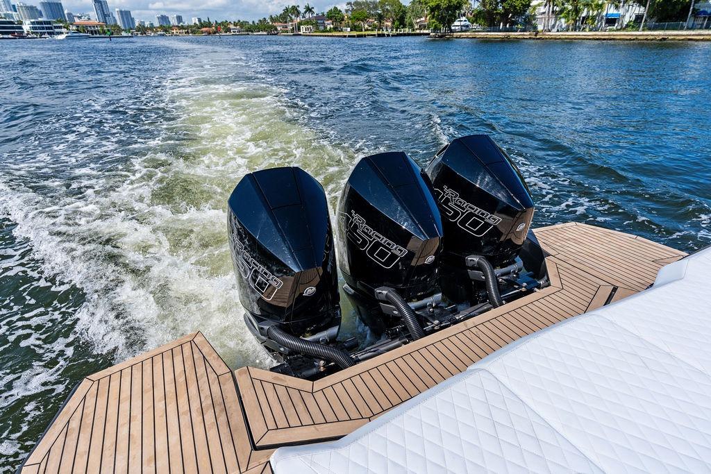 Boat image 28