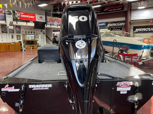 2021 Tracker Boats boat for sale, model of the boat is Bass Tracker Classic XL & Image # 7 of 12