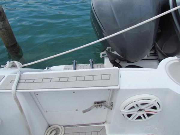 30' Luhrs, Listing Number 100902100, - Photo No. 7