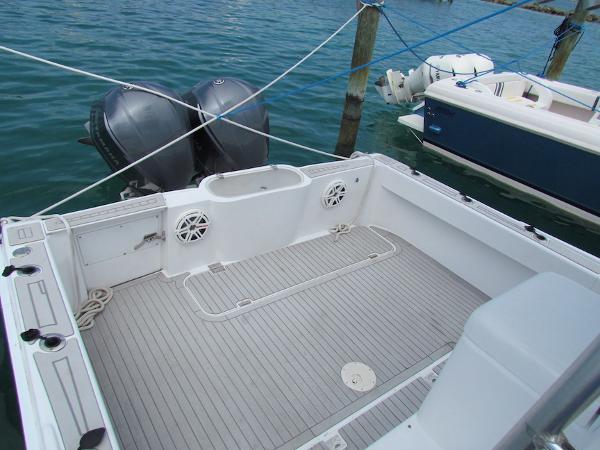 30' Luhrs, Listing Number 100902100, - Photo No. 9