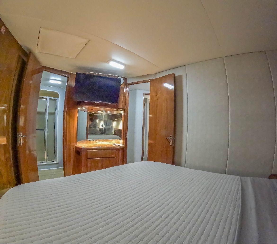 Viking-Sport Fisherman 58 1994-1994 Viking 58 Sport Fisherman, GOOD LIFE FL-US-9666028 | Thumbnail