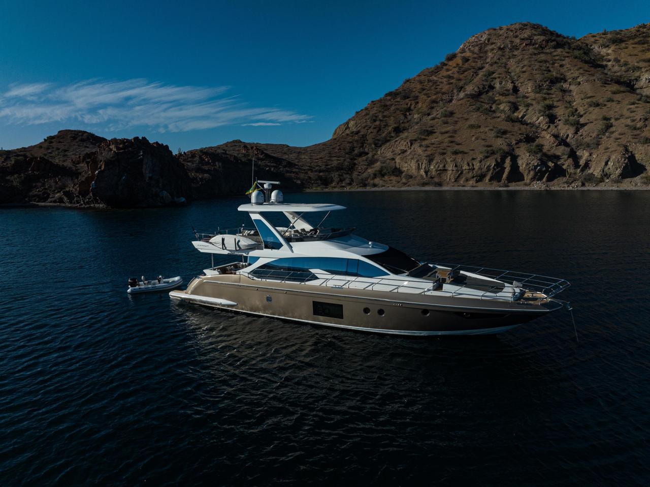 2019 Azimut