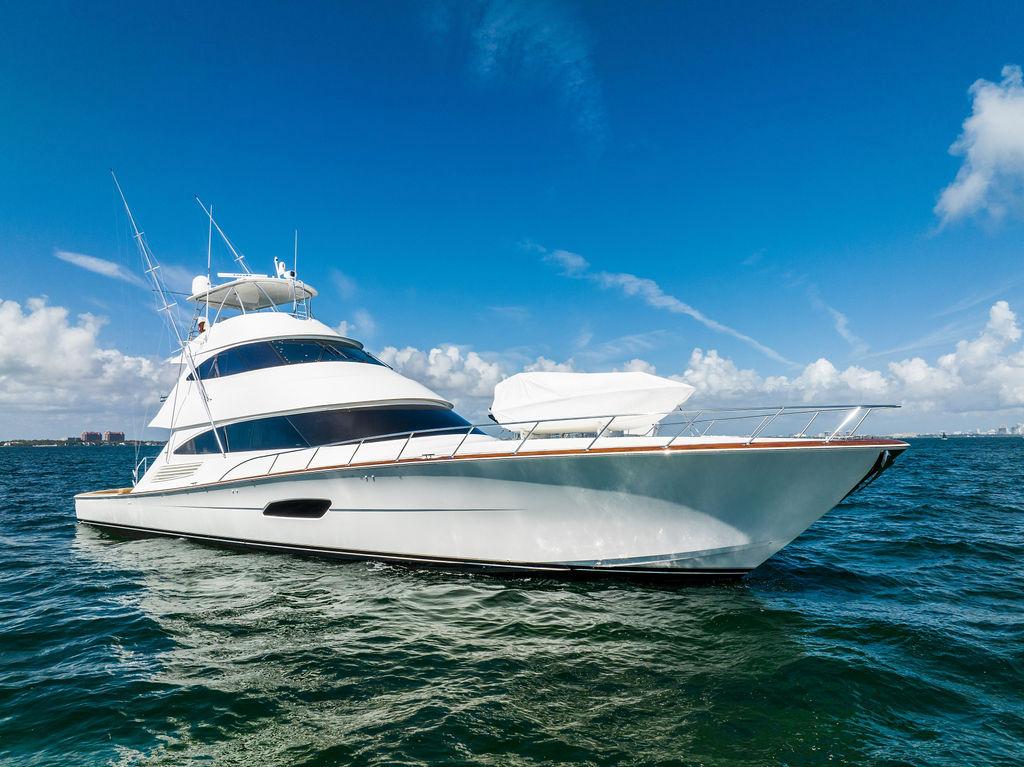 2021 Viking 92 Enclosed Bridge - Zorn Yacht Sales | Zorn Yacht Sales