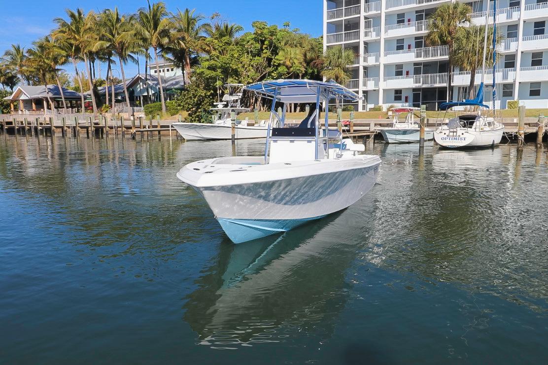 2021 New 23t Bluewater Sportfishing | New & Used Boats For Sale | South
