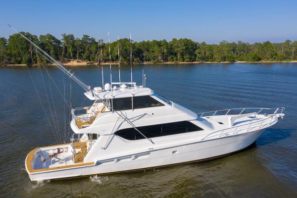 2003 Hatteras 70 Convertible
