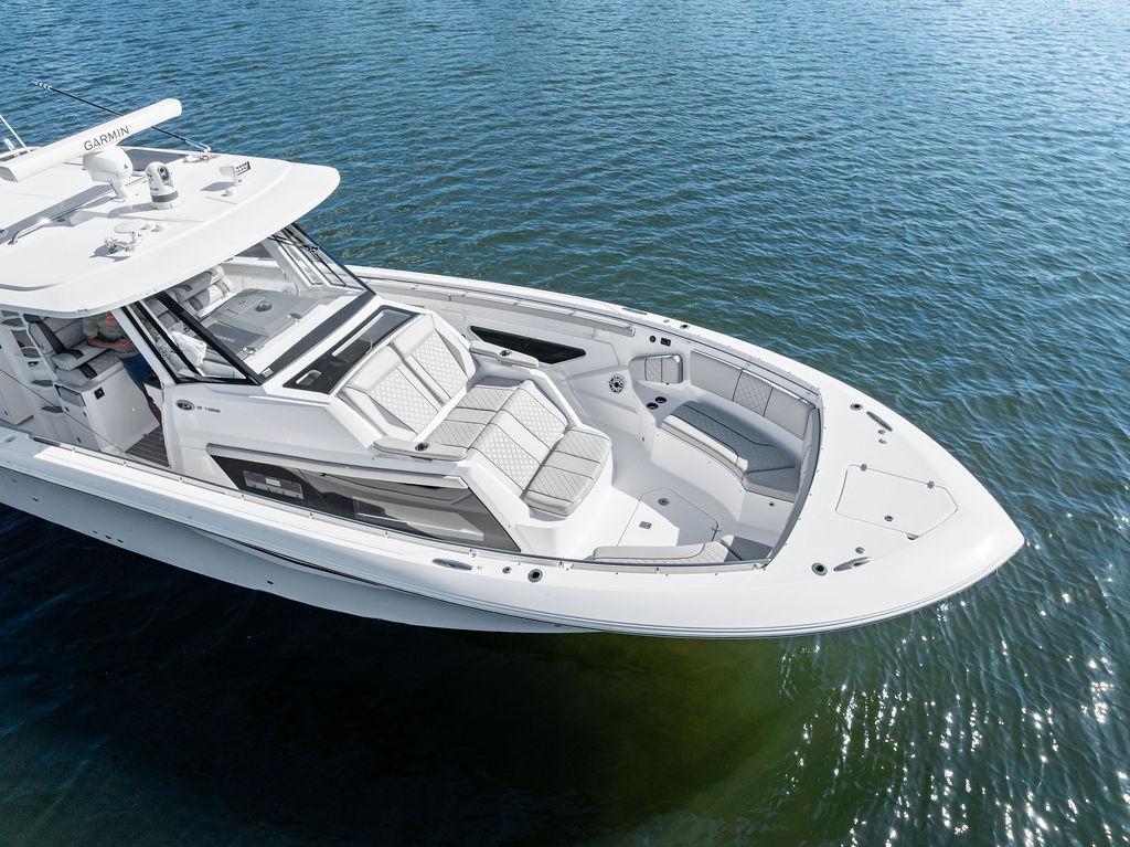 2022-pursuit-s-428-sport-power-9806049-20250522121017619-1_XLARGE