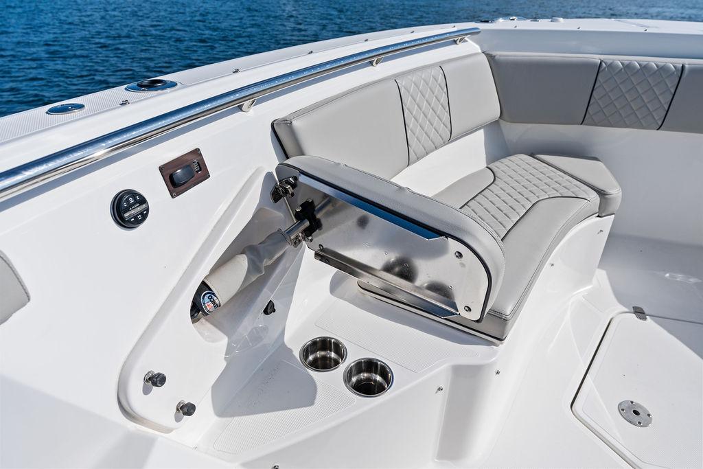 2022-pursuit-s-428-sport-power-9806049-20250522121107758-1_XLARGE