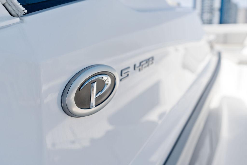 2022-pursuit-s-428-sport-power-9806049-20250522121137702-1_XLARGE