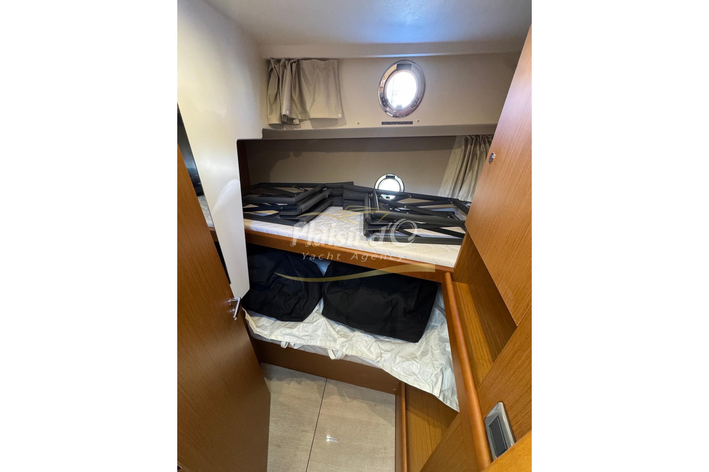 2018 Beneteau Swift Trawler 35 large 29