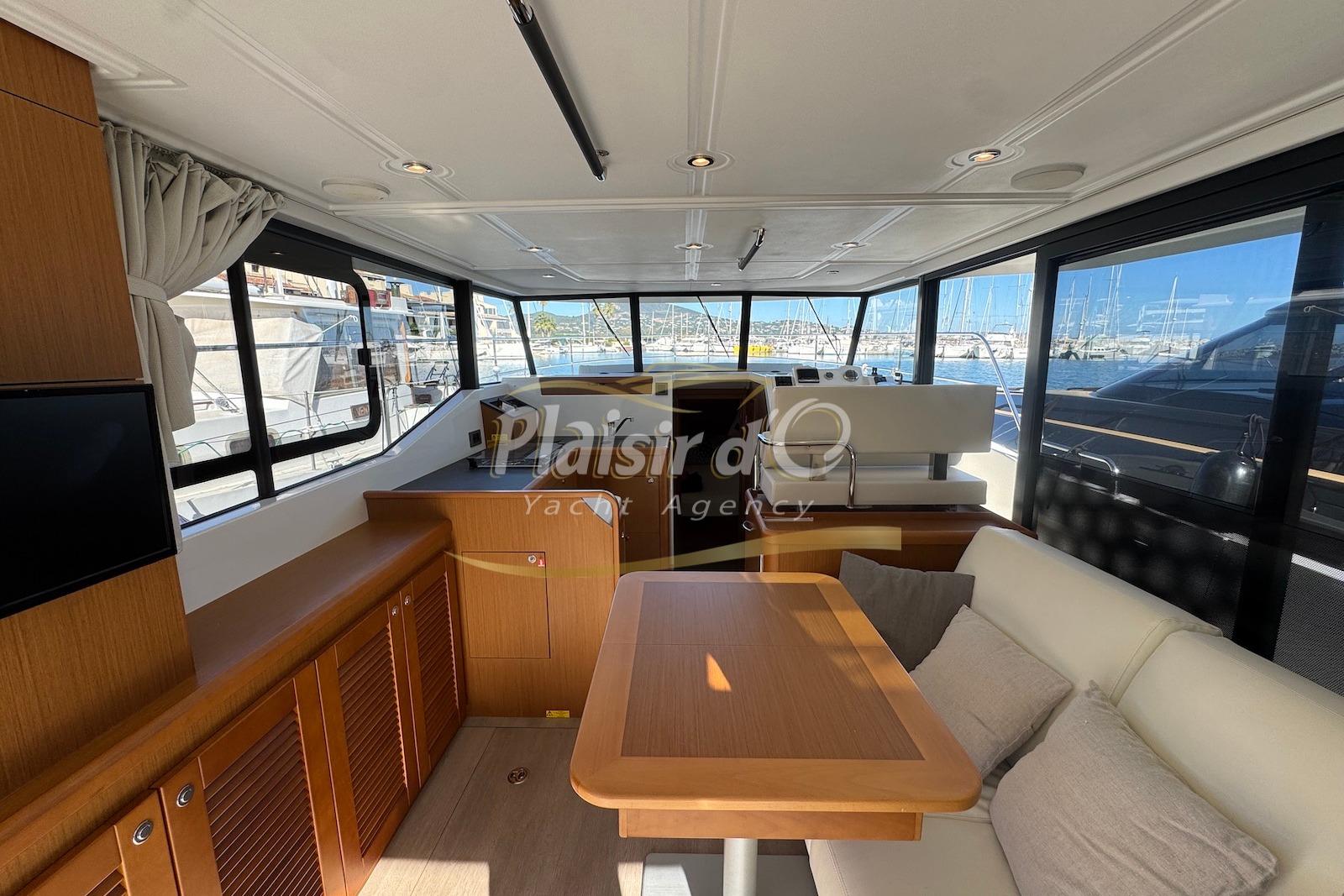 2018 Beneteau Swift Trawler 35 large 36