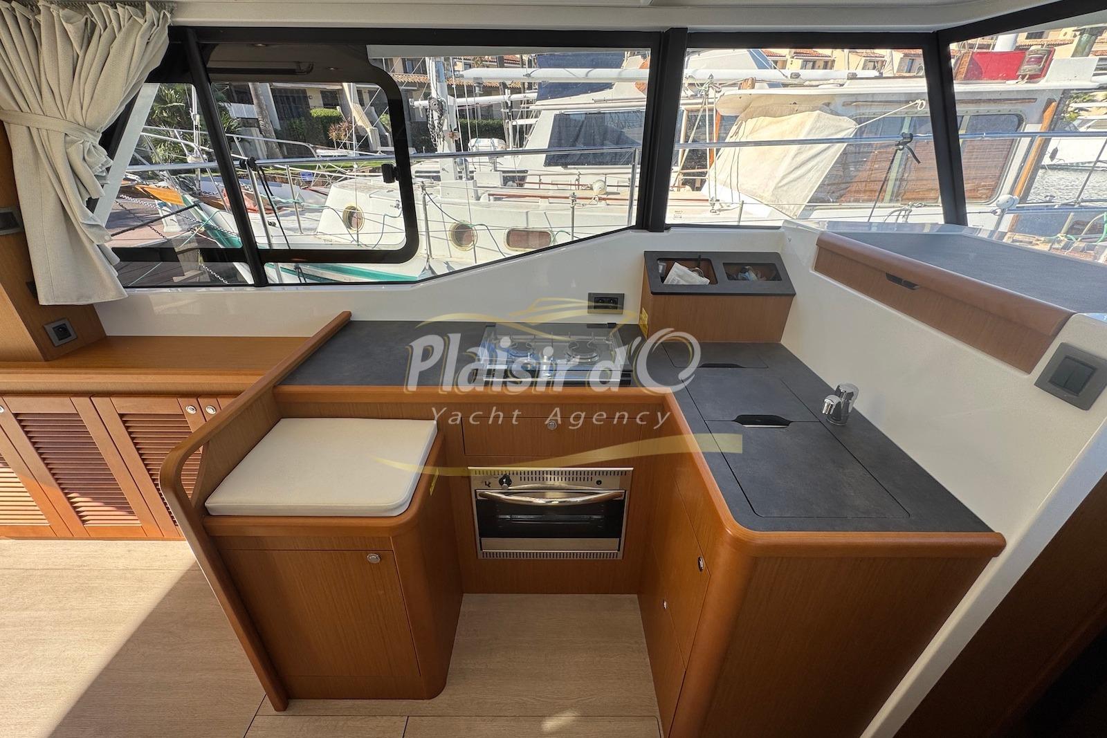 2018 Beneteau Swift Trawler 35 large 45