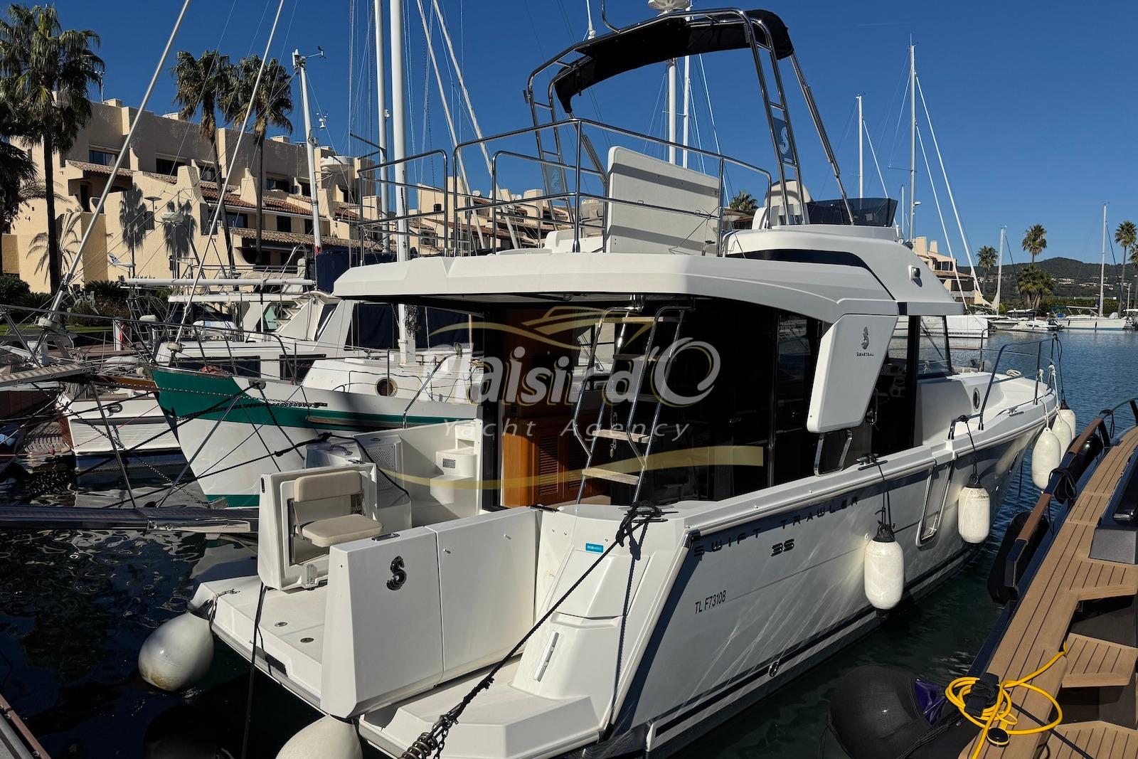 2018 Beneteau Swift Trawler 35
