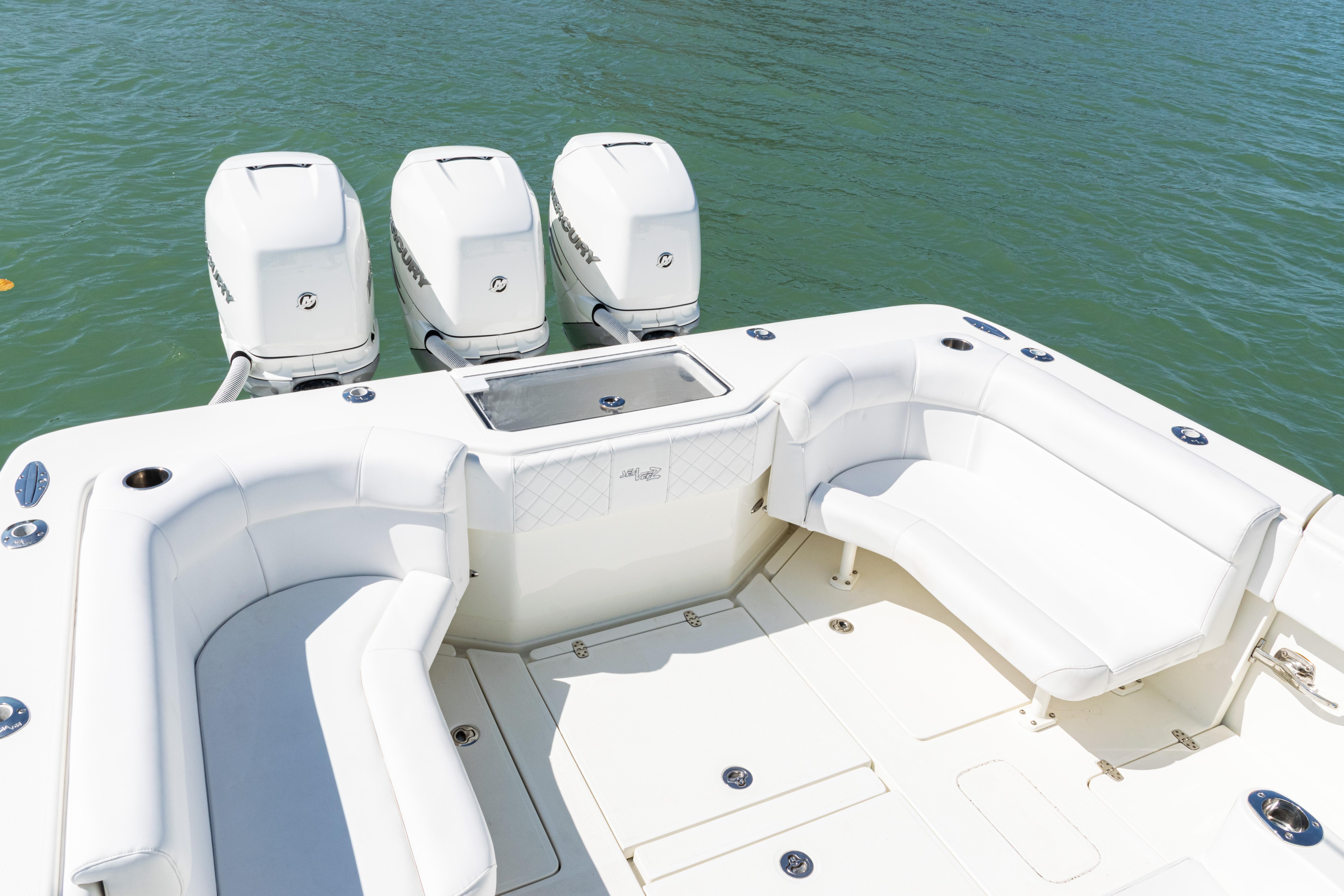 SeaVee-390Z 2015 -FL-US-2015 SeaVee 390Z boat with triple outboard engines and spacious seating area.-9766060 | Thumbnail