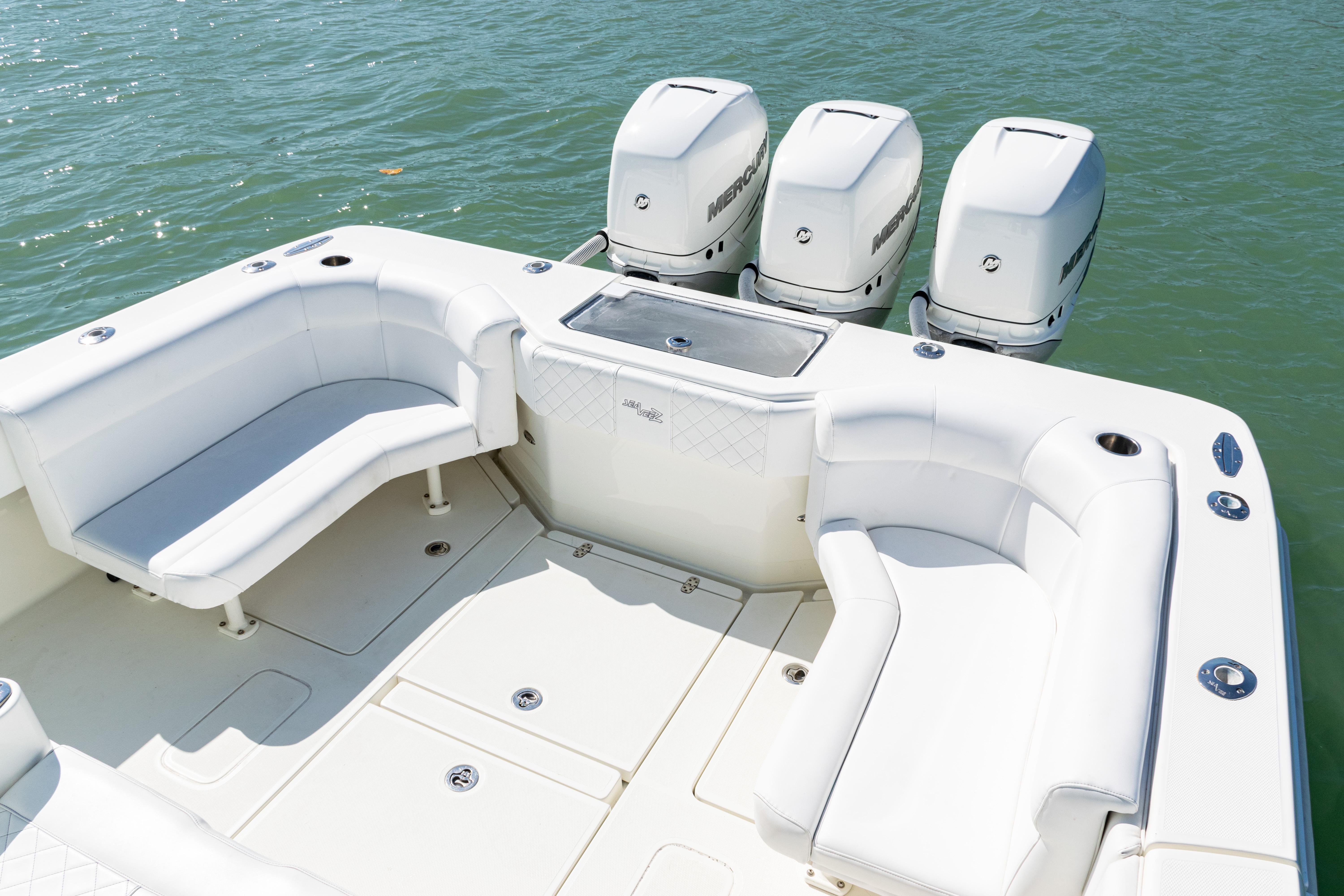 SeaVee-390Z 2015 -FL-US-2015 SeaVee 390Z boat with triple outboard engines and spacious seating area.-9766060 | Thumbnail