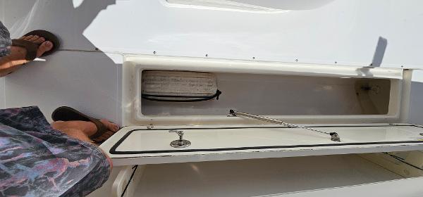 32' Boston Whaler, Listing Number 100916988, - Photo No. 24