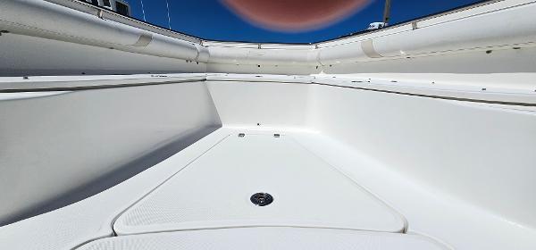 32' Boston Whaler, Listing Number 100916988, - Photo No. 11