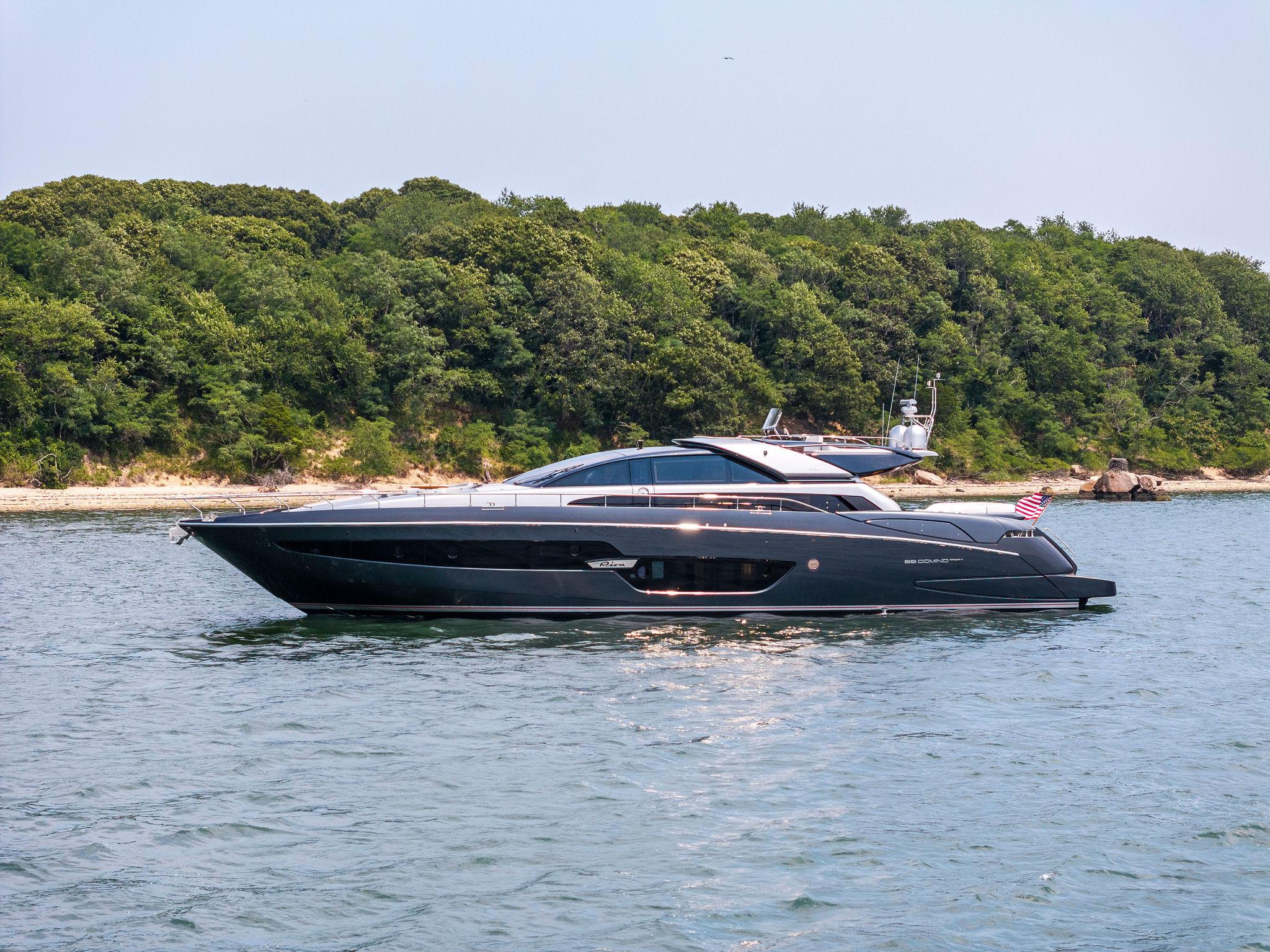 2016 Riva 88' domino super