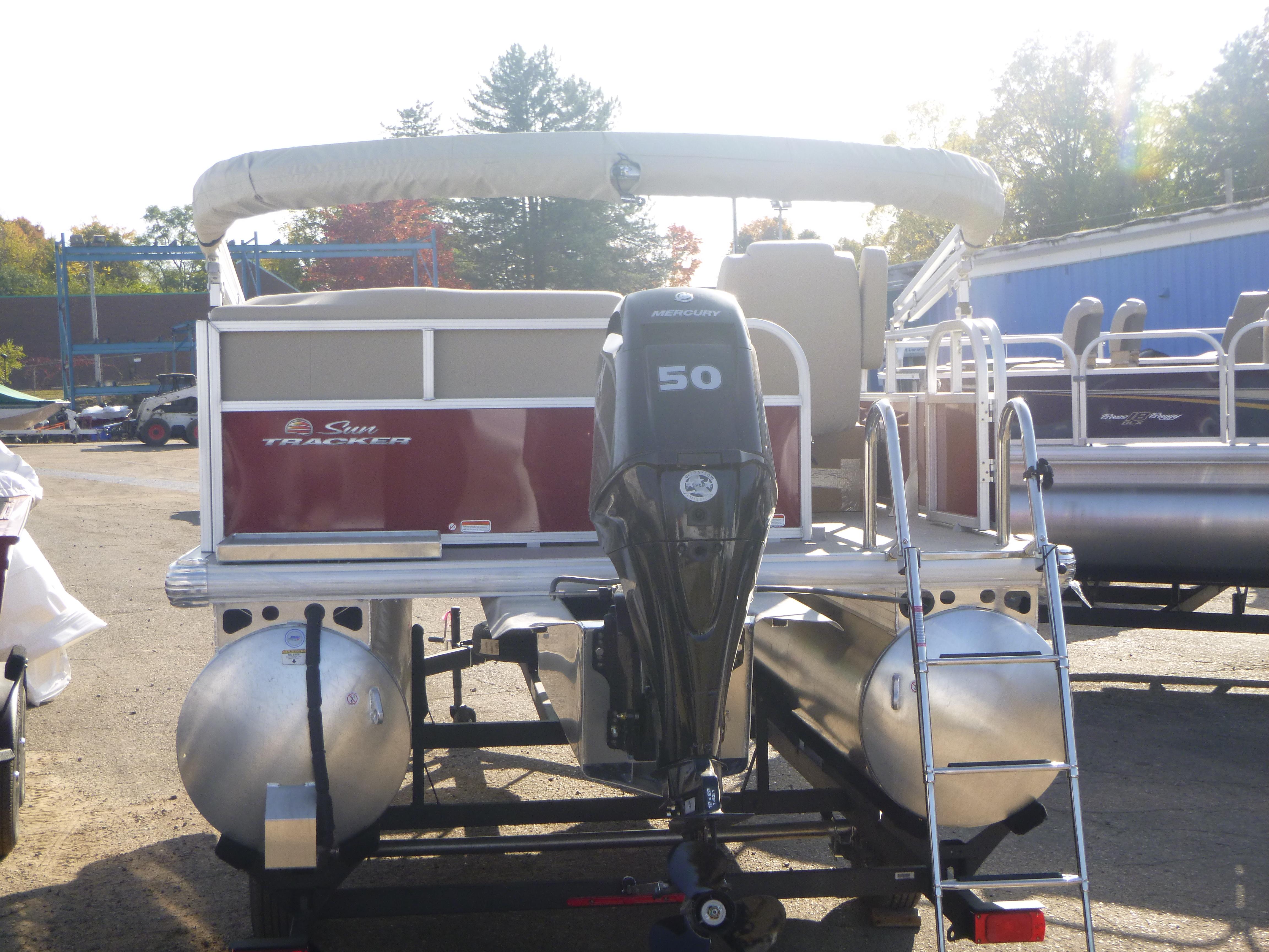 2025 Sun Tracker Bass Buggy 16 XL Select Gallery