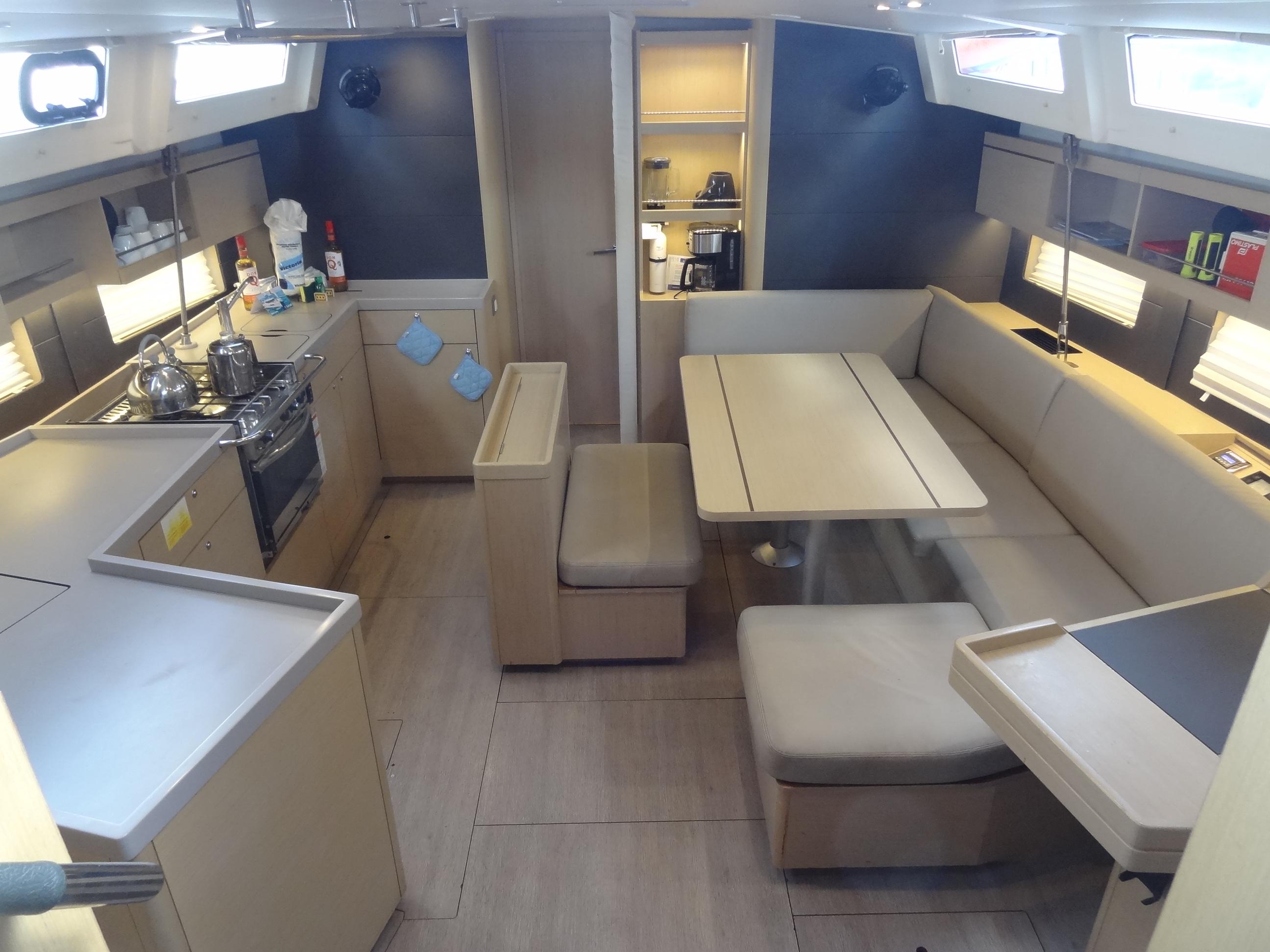 Yacht Photos Pics