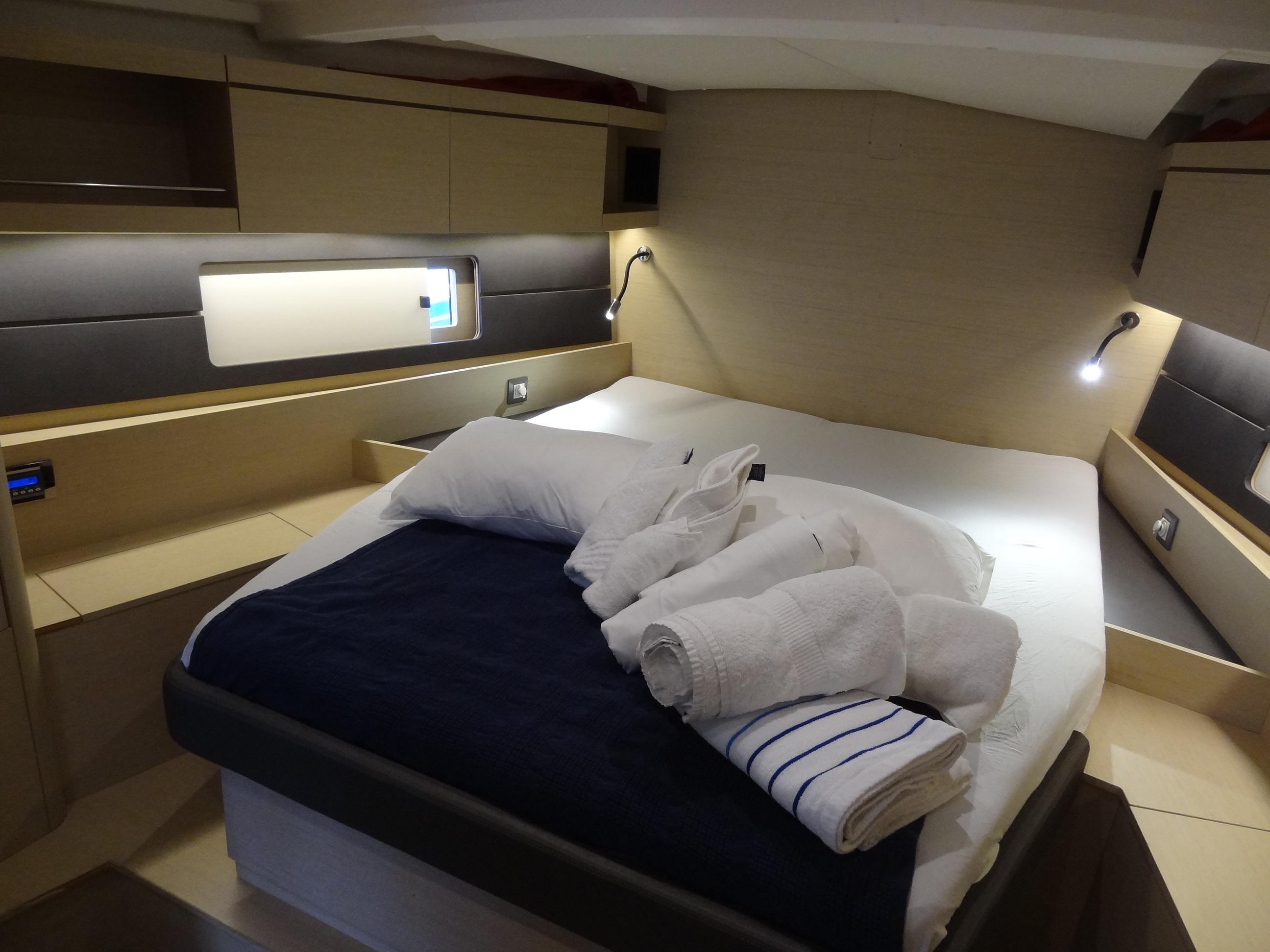 Yacht Photos Pics