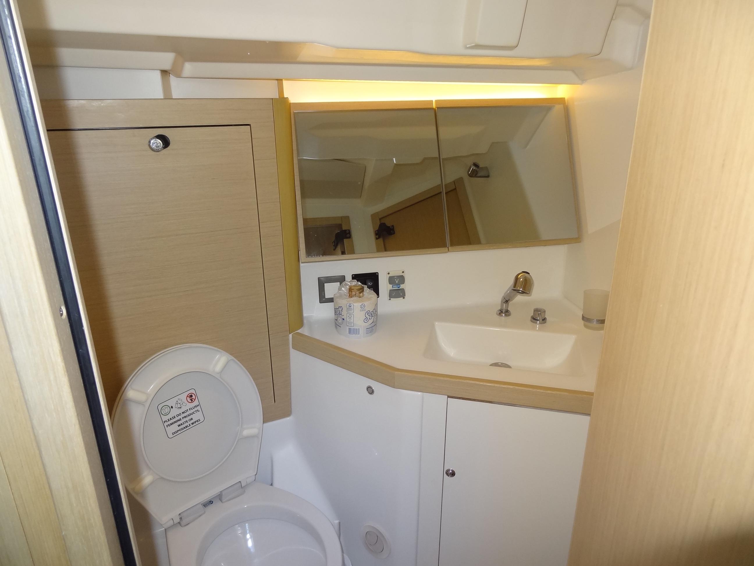 Yacht Photos Pics
